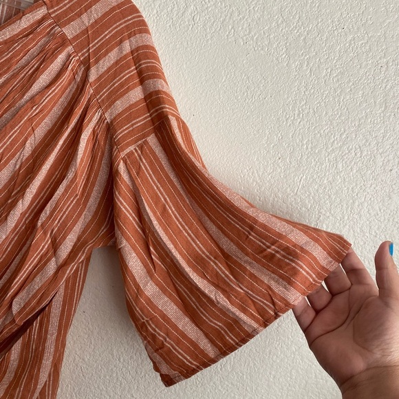 💥Millibon Striped V-Neck Women's Top M - Picture 4 of 8